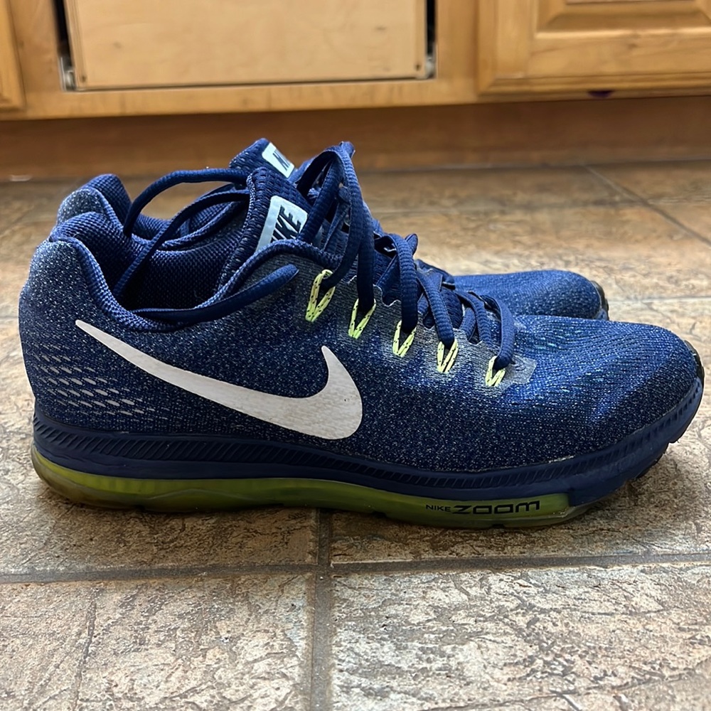 Nike Zoom tennis shoes, Navy Blue, 9.5 women